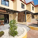 Casa Sara Дом отдыха Коста Калма